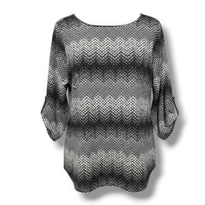 Croft & Barrow Women’s Geometric Print Convertible Sleeve Blouse – Size M